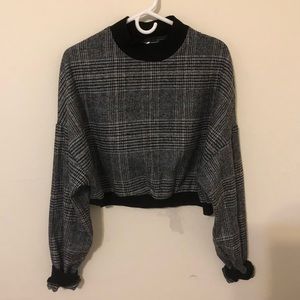 Oversized Cropped Plaid Sweater